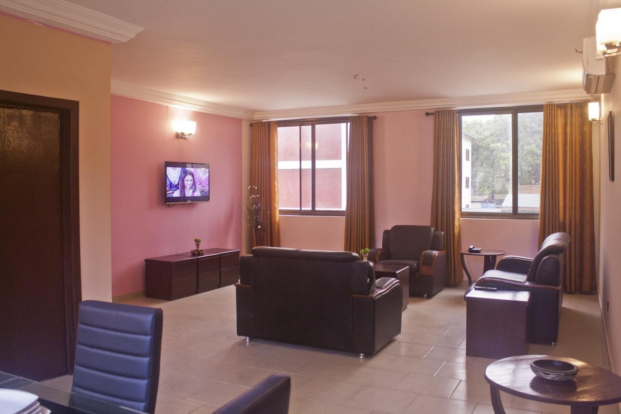 Consir Executive Lodge Accra Luaran gambar
